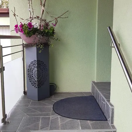 Blickpunkt Apartment Feucht Exterior photo